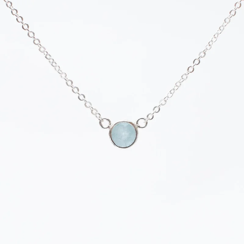 ladies-bar-pendant-pearl-necklaces-Silver Aquamarine Comini Circle Stone Necklace