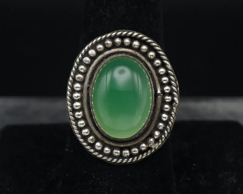 Ladies rings with ring shine -Vintage Handmade Green Onyx Ring - Size 8.25