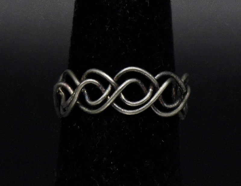 Ladies rings for retreat elegance -Vintage Handmade Wire Wrapped Adjustable Ring