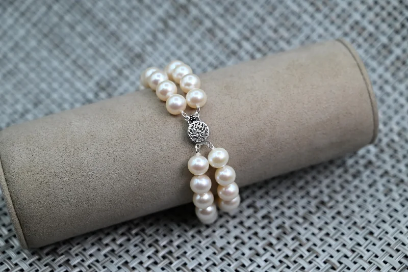 ladies-bridal-adjustable-cuff-bracelets-Fresh Water Double Strand Bracelet