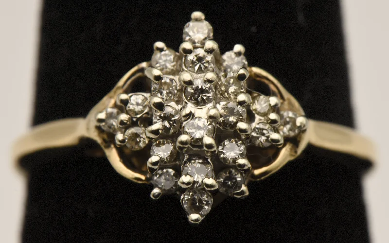 Ladies rings fun shine -Vintage 14k Gold Diamond Cluster Ring - Size 8.25