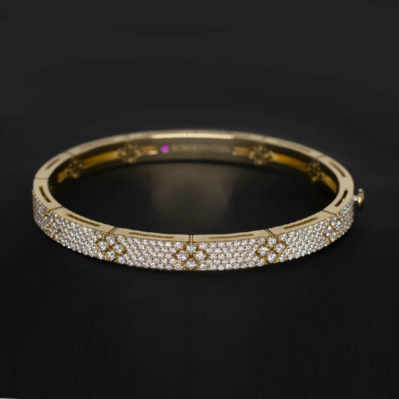 ladies-diamond-pearl-bracelets-ROBERTO COIN 2.20ct DIAMOND BANGLE BRACELET 23gm 18k YELLOW GOLD LOVE IN VERONA