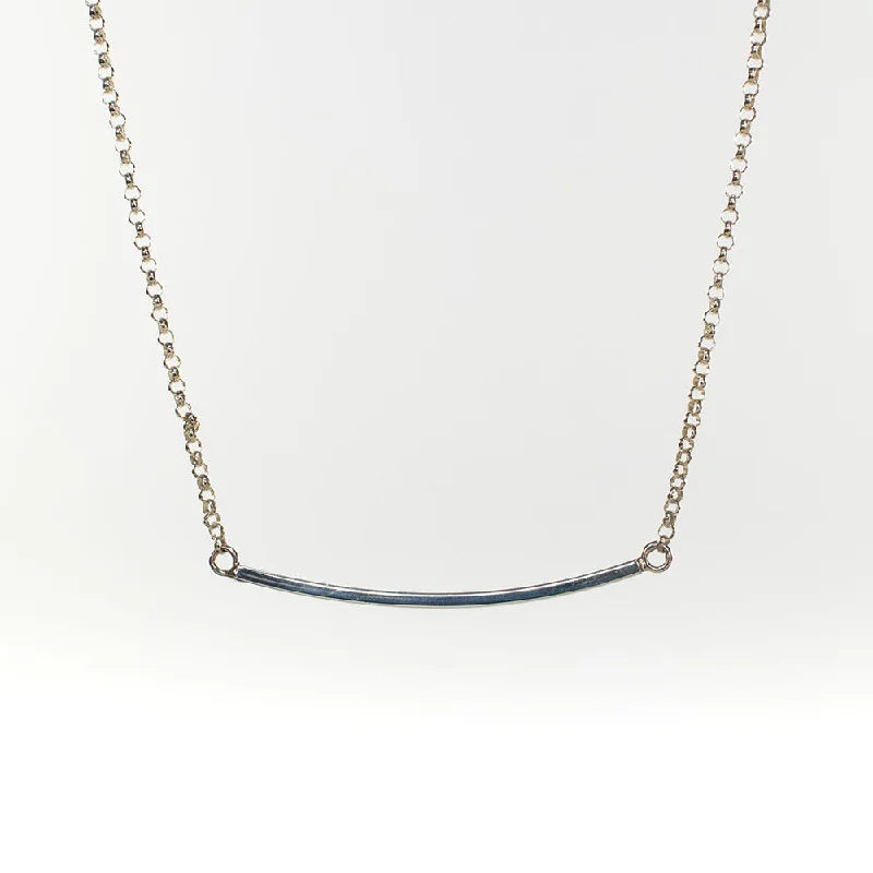 ladies-everyday-curb-chain-necklaces-Silver Curved Bar Necklace