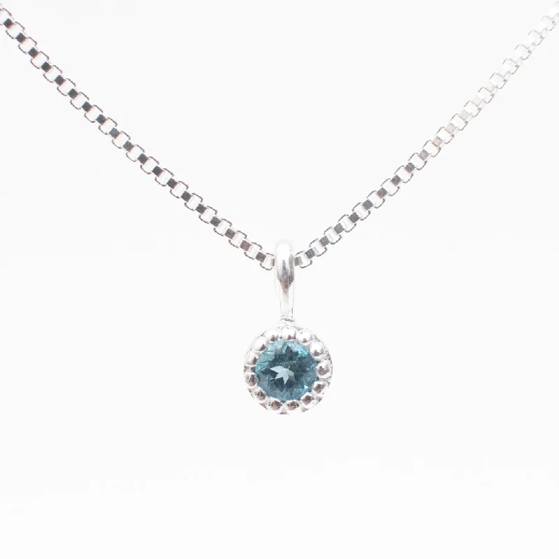 ladies-moon-figaro-chain-necklaces-Silver Milgrain Edge Round London Blue Topaz Necklace