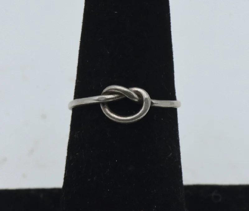 Ladies rings for milestone birthdays -Vintage Handmade Sterling Silver Wire Knot Ring - Size 6