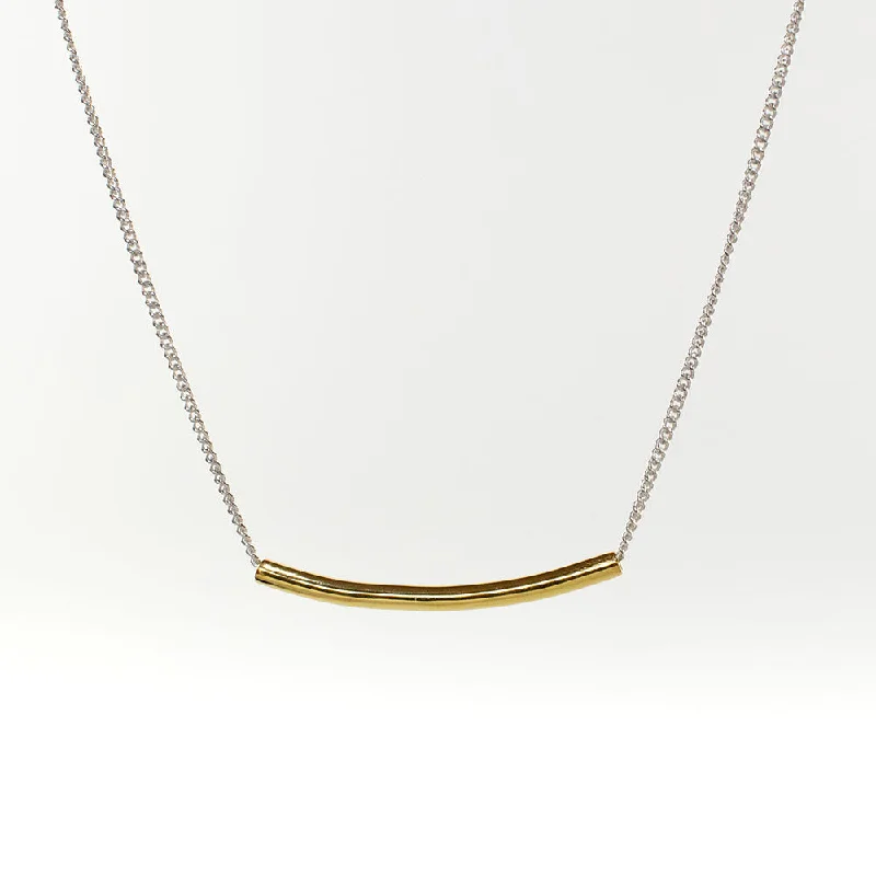 ladies-everyday-bar-pendant-necklaces-Gold Vermeil Curved Kebaikan Necklace