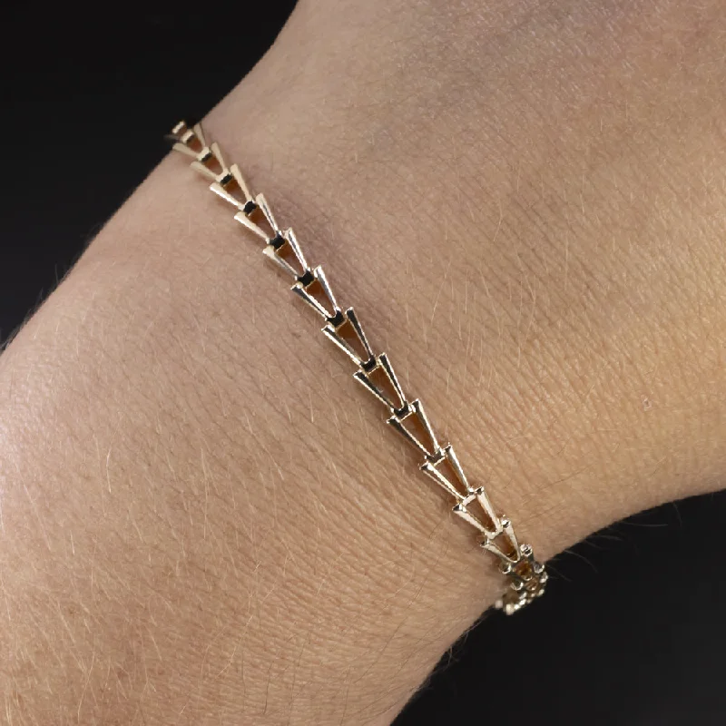 ladies-rose-gold-crystal-bracelets-VINTAGE TRIANGLE LINK CHAIN BRACELET 14k YELLOW GOLD RETRO ESTATE CLASSIC ARROW